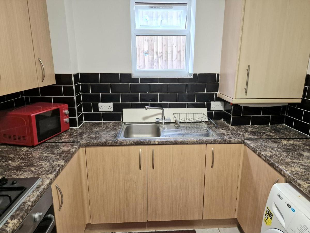 Mile End Budget Guesthouse Londyn Zewnętrze zdjęcie